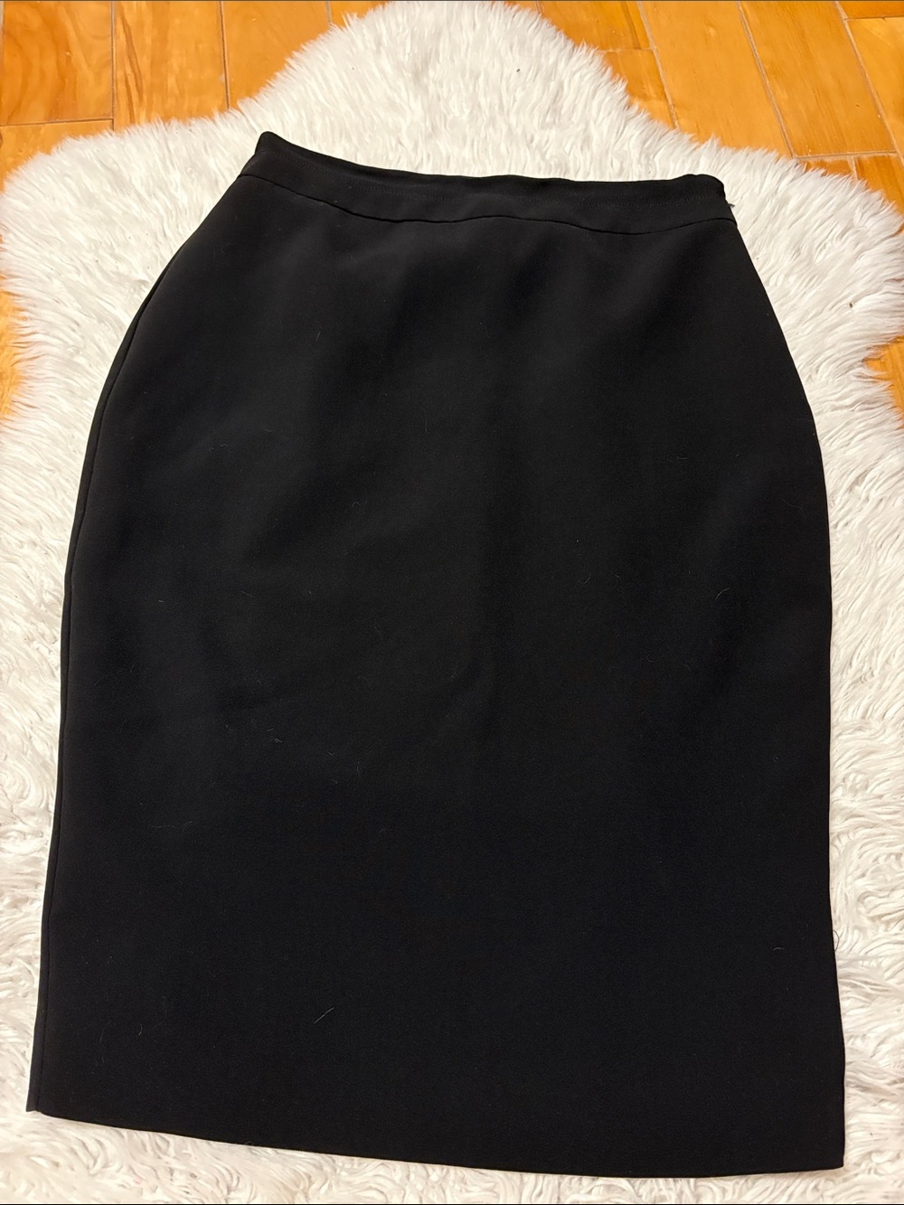 le chateau Black Pencil Skirt - Sleek Workwear
